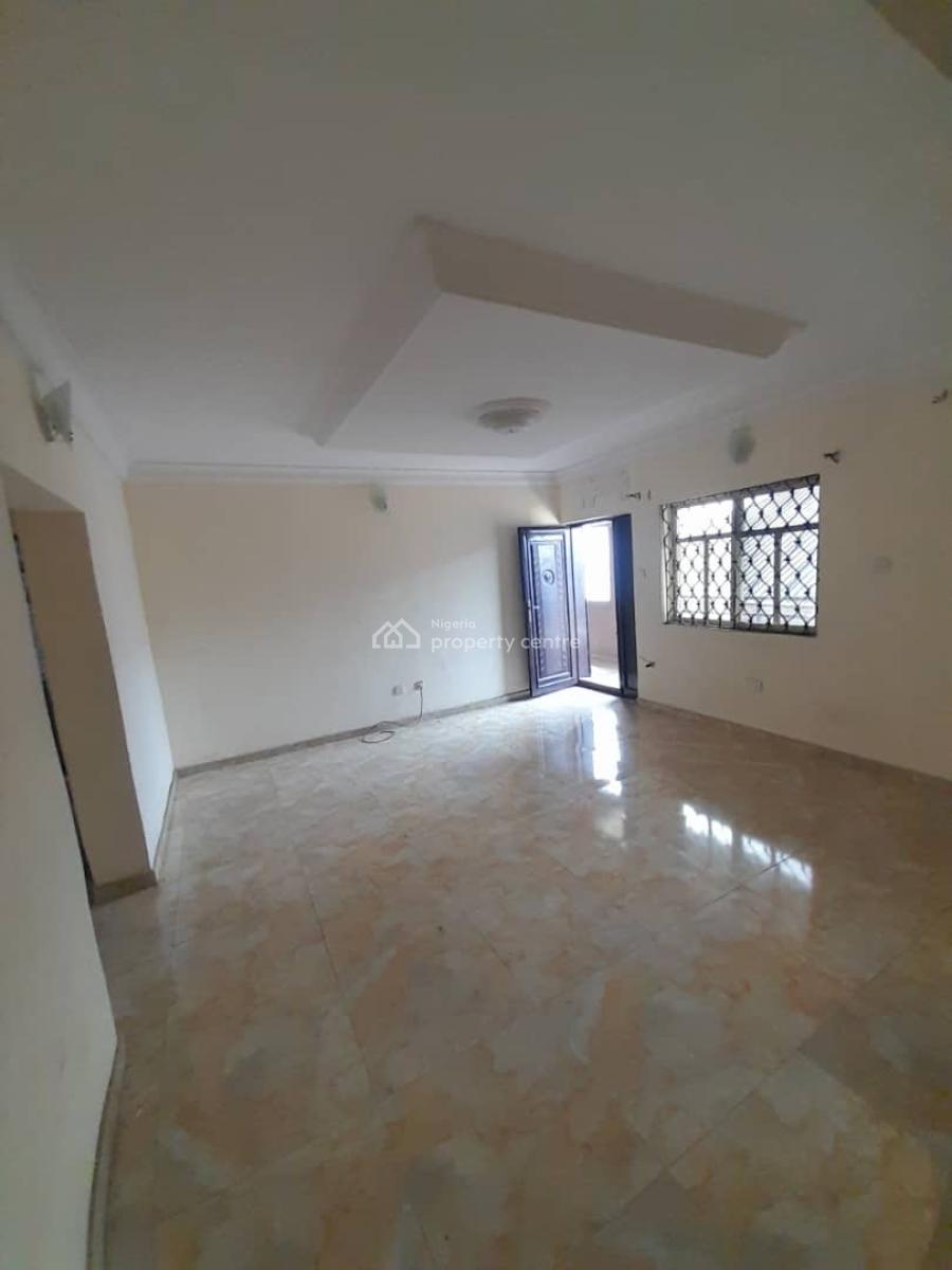 Spacious 3 Bedroom Apartment All Rooms En-suite, Akoka, Yaba, Lagos, Flat / Apartment for Rent