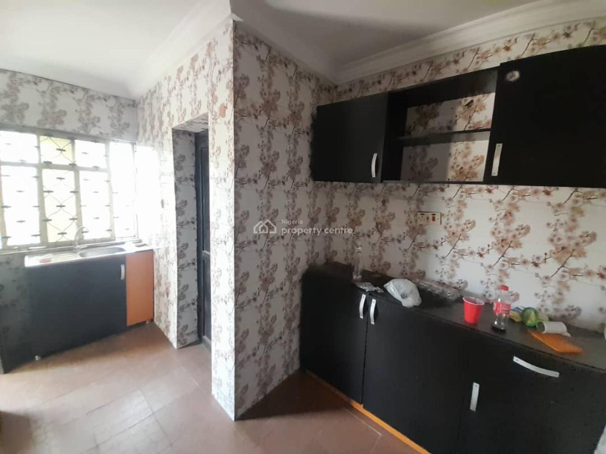 Spacious 3 Bedroom Apartment All Rooms En-suite, Akoka, Yaba, Lagos, Flat / Apartment for Rent