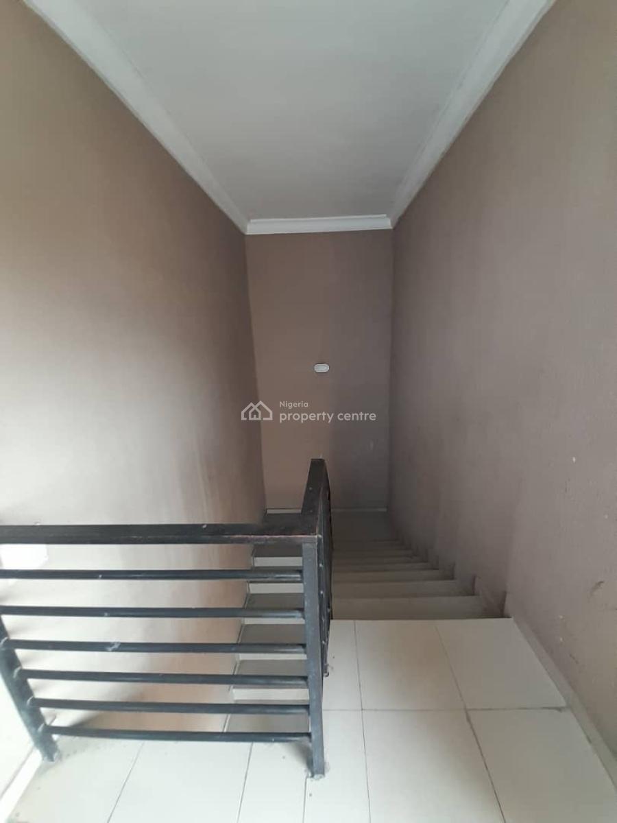 Spacious 3 Bedroom Apartment All Rooms En-suite, Akoka, Yaba, Lagos, Flat / Apartment for Rent