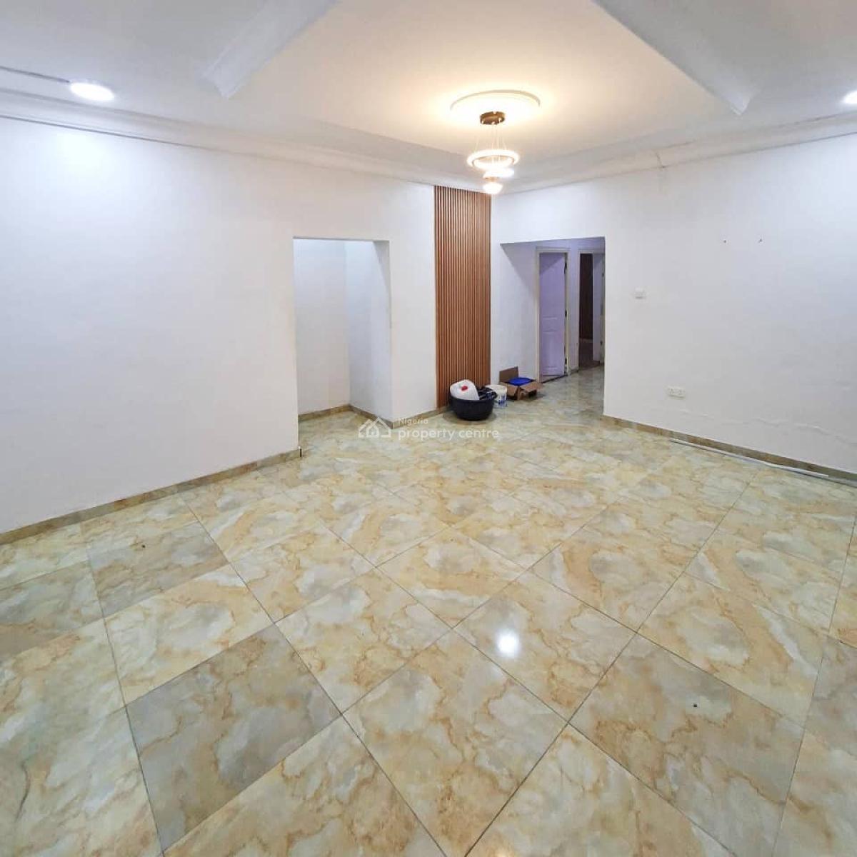 Spacious 3 Bedroom Apartment All Rooms En-suite, Akoka, Yaba, Lagos, Flat / Apartment for Rent