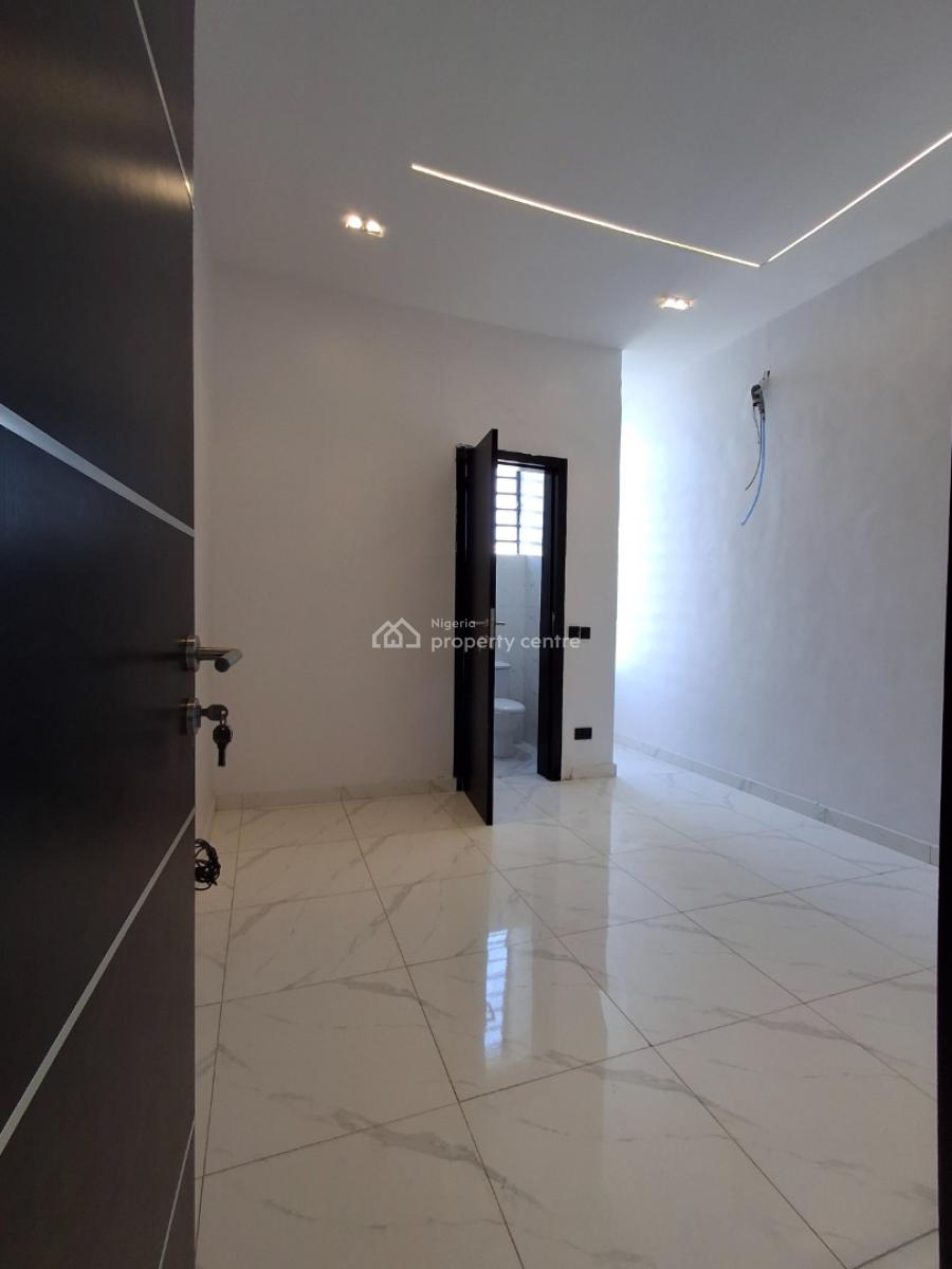 5 Bedroom Fully Detached Duplex with Bq, Pool, Ikota, Lekki, Lagos, Detached Duplex for Sale