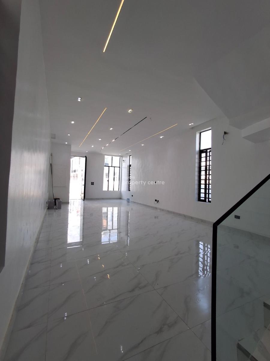 5 Bedroom Fully Detached Duplex with Bq, Pool, Ikota, Lekki, Lagos, Detached Duplex for Sale