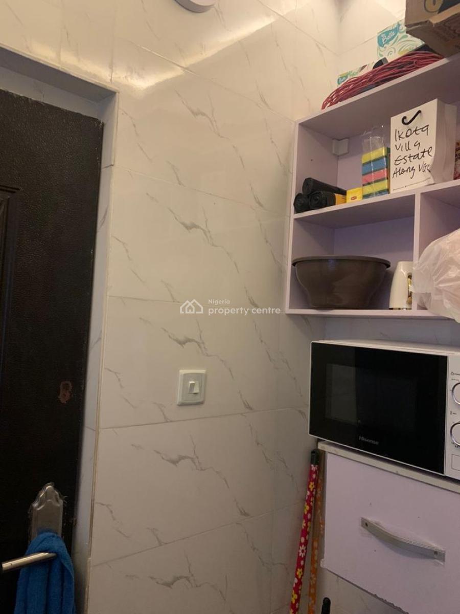 Beautiful and Spacious 2 Bedroom  (upstairs with Balcony) Chat for Video, Close to Estate Gate, Ikota, Lekki, Lagos, Flat / Apartment for Rent