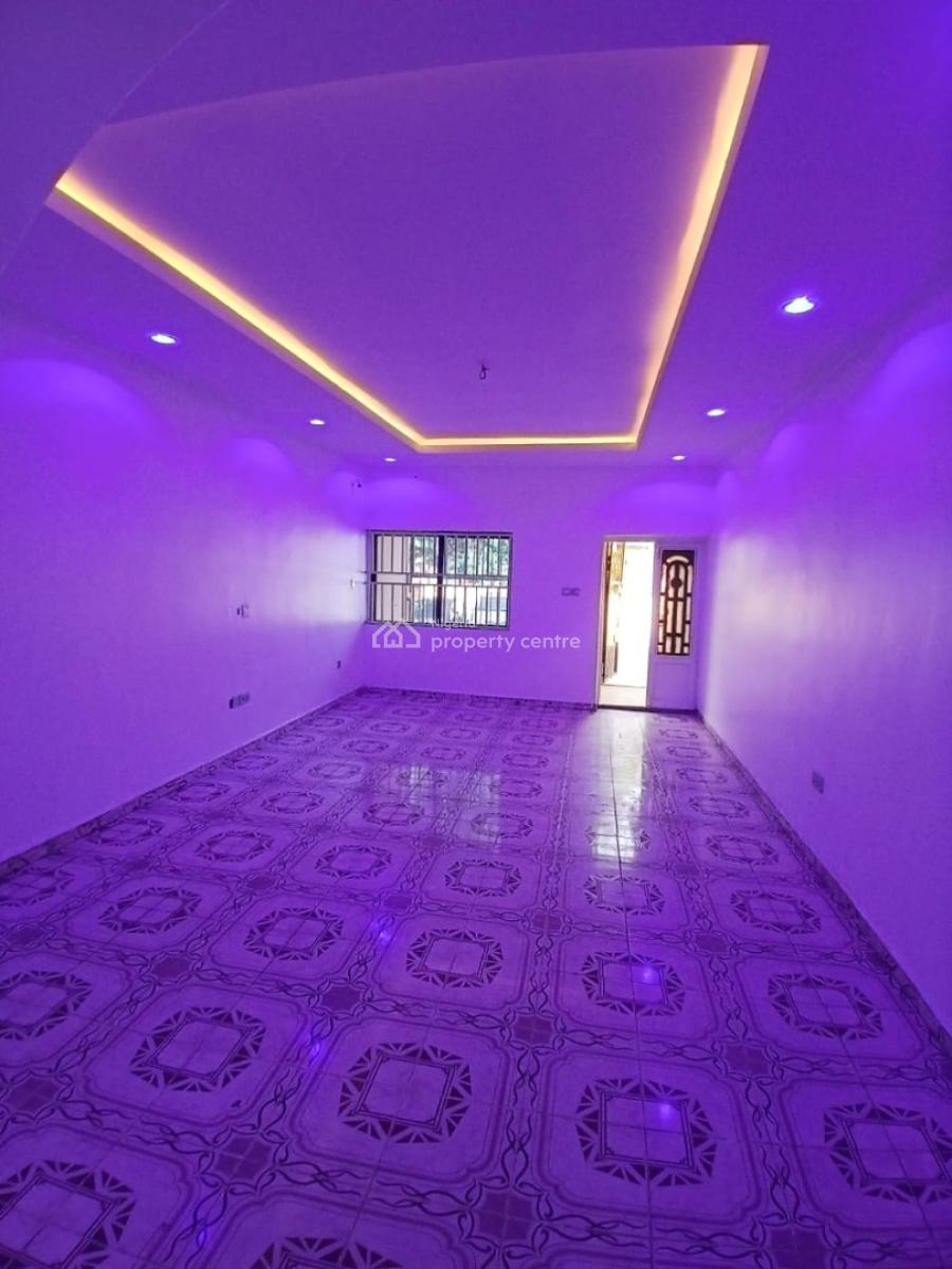 Tastefully Finished and Renovated 3 Bedroom Flat, Along Utako Market, Utako, Abuja, Flat / Apartment for Rent