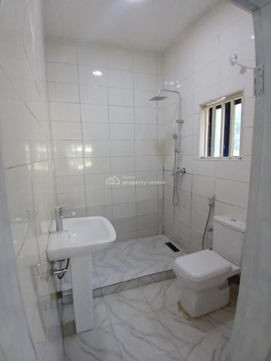 Tastefully Finished and Renovated 3 Bedroom Flat, Along Utako Market, Utako, Abuja, Flat / Apartment for Rent