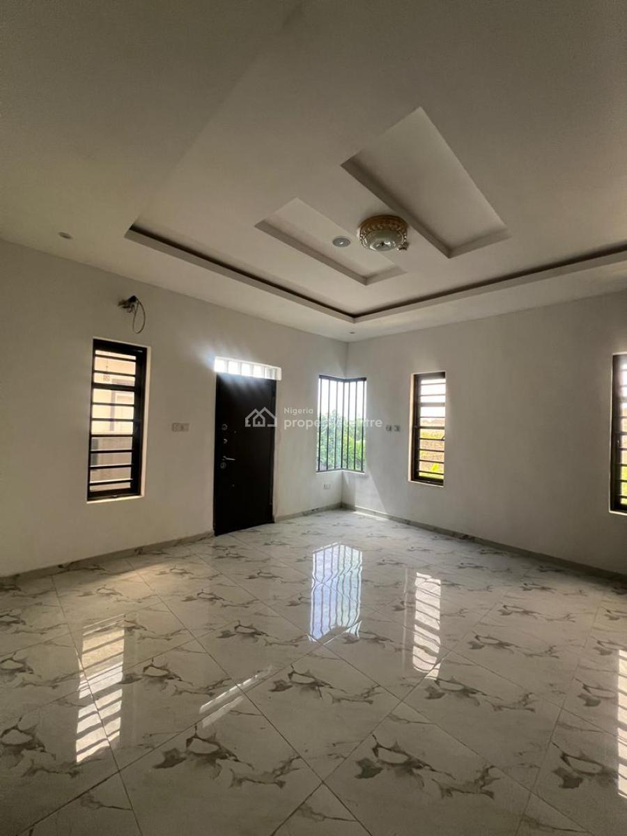 Fully Serviced 4 Bedroom Semidetached, Ajah, Lagos, Semi-detached Duplex for Sale
