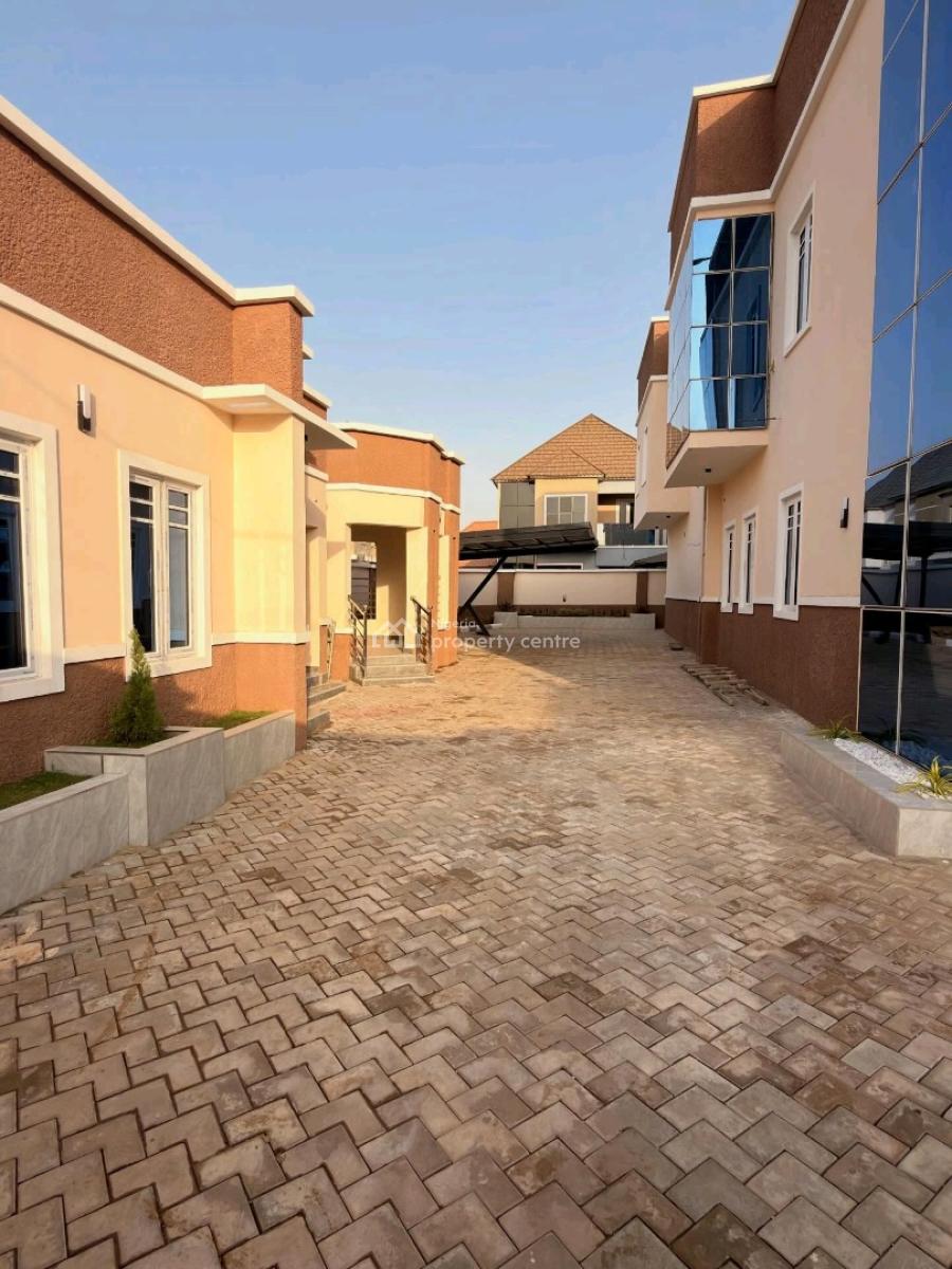 5 Bedroom Duplex for Price:260m  Location: Malali Lowcost Kadu, Kaduna North, Kaduna, House for Sale