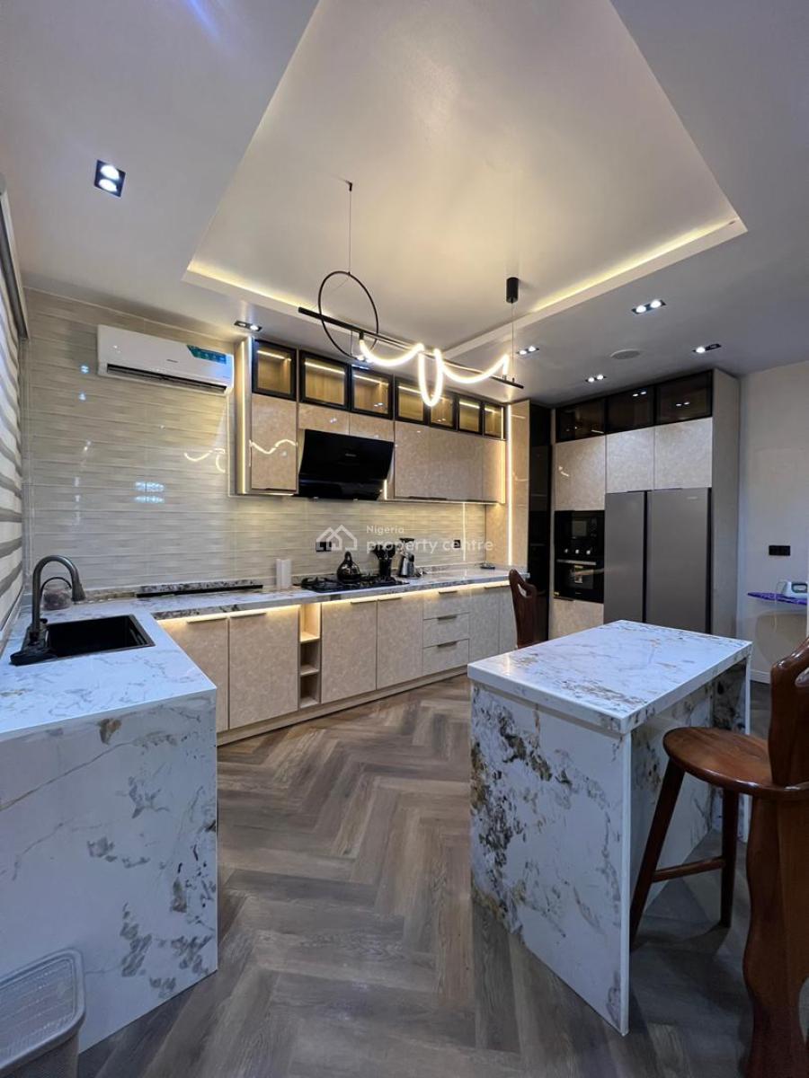 Fully Furnished 3 Bedroom Apartment, Lekki Phase 1, Lekki, Lagos, Flat / Apartment for Sale