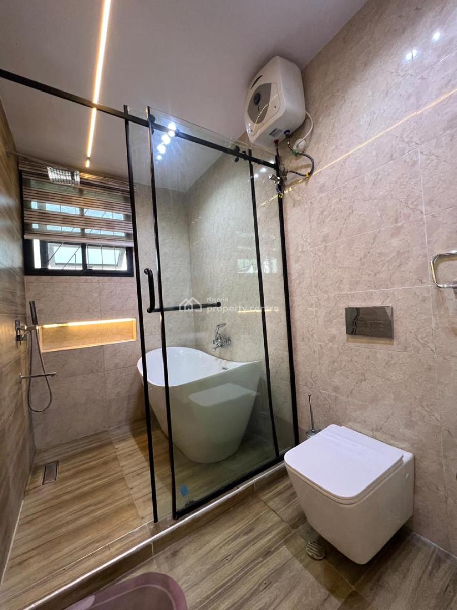 Fully Furnished 3 Bedroom Apartment, Lekki Phase 1, Lekki, Lagos, Flat / Apartment for Sale