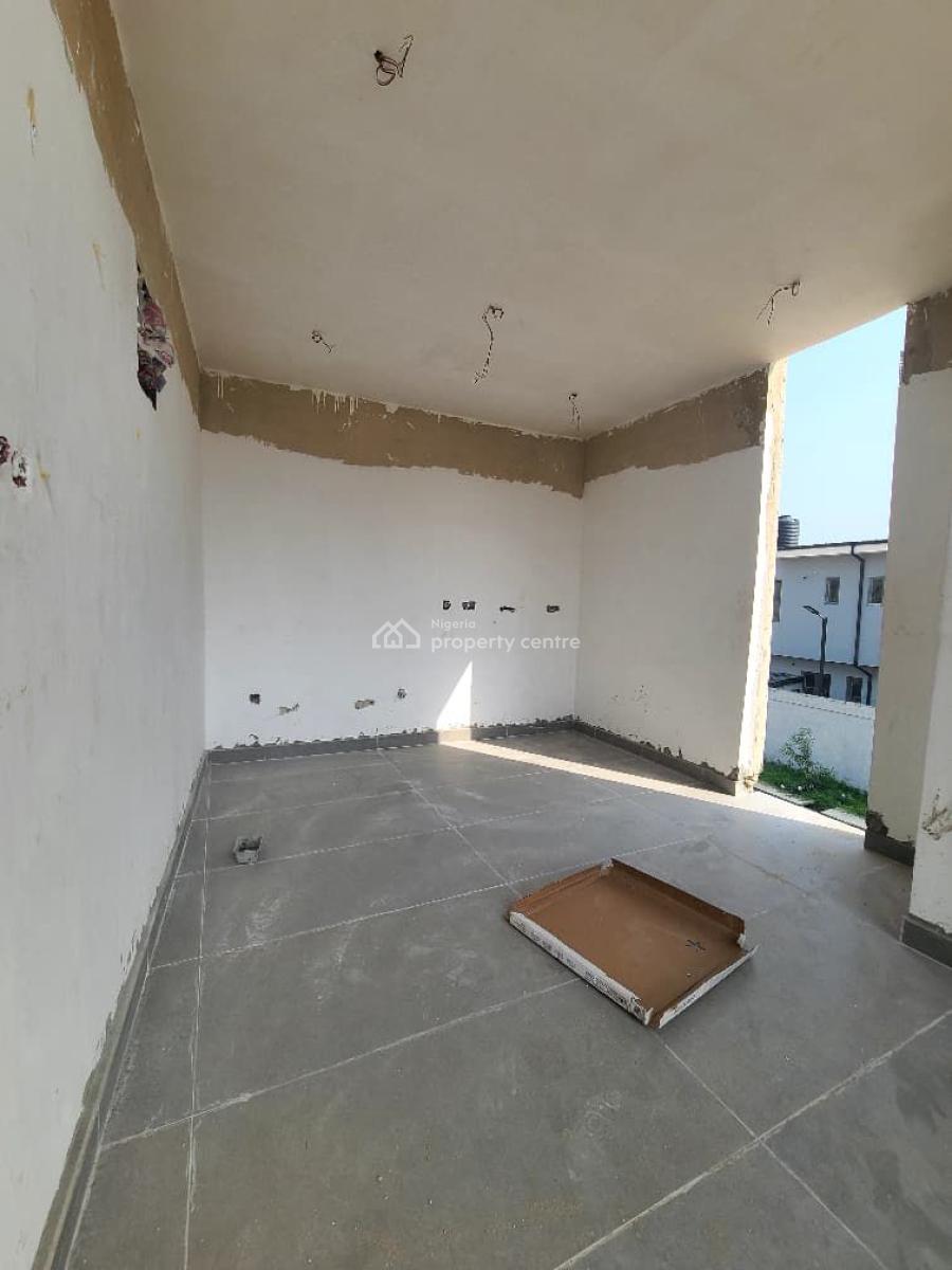 Luxury  2 Bedroom Apartments Very Close to The Coaster Road, New Road, Opposite Chevron, Lekki, Lekki, Lagos, Flat / Apartment for Sale