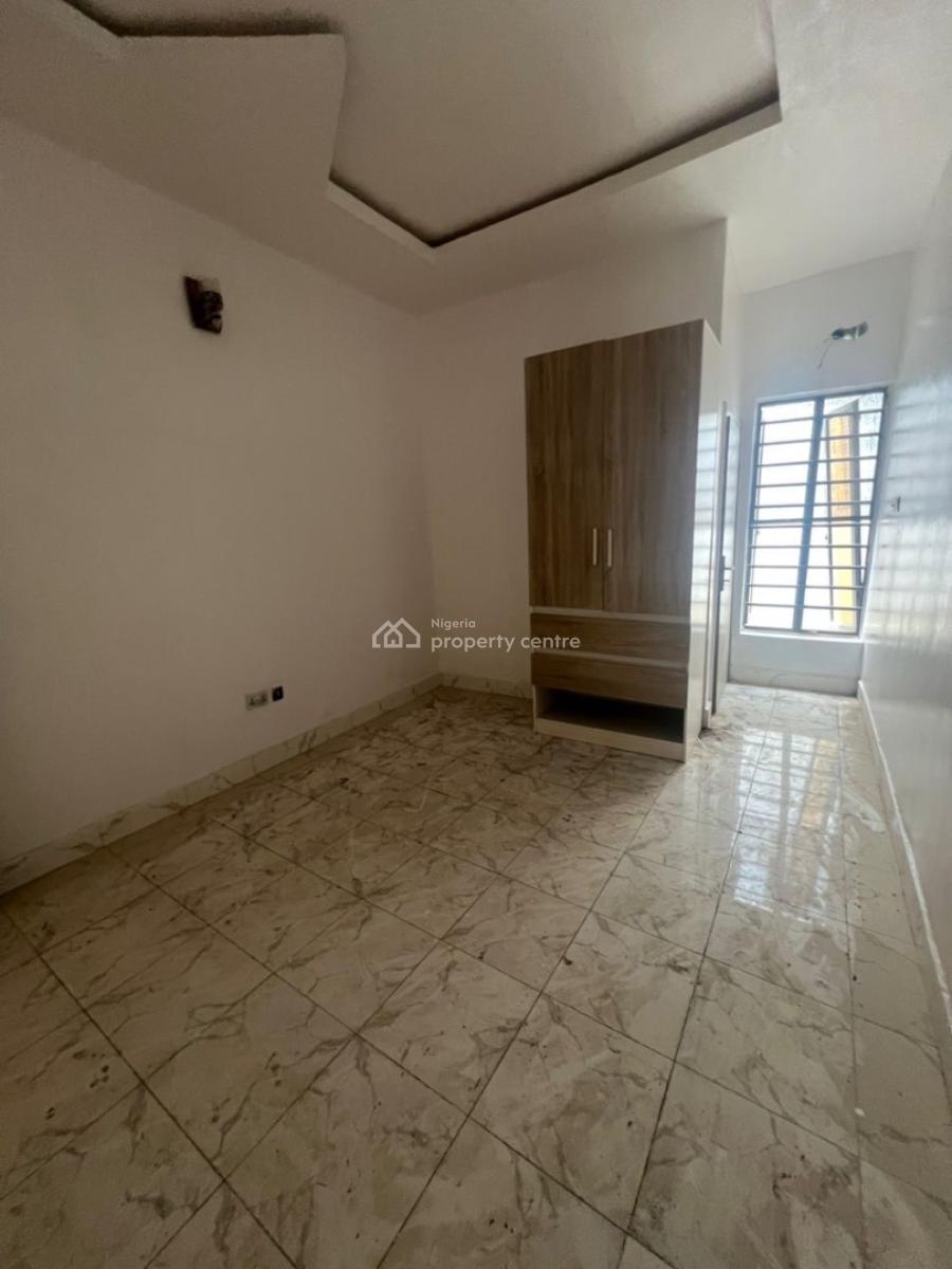 Standard and Very Spacious Single Room, Ikota Gra, Ikota, Lekki, Lagos, Self Contain (single Rooms) for Rent