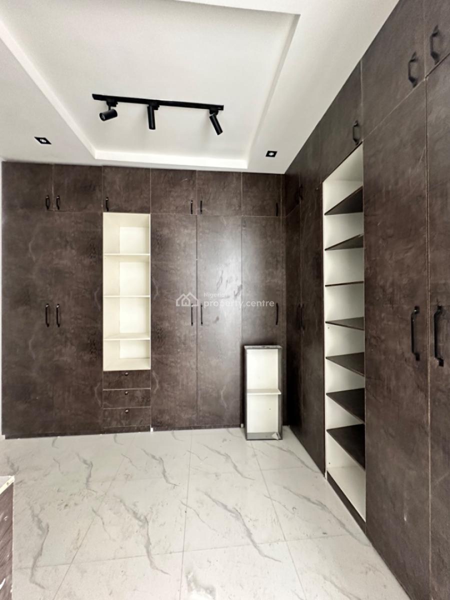 5 Bedroom Fully Detached Duplex with Bq, Ikota, Lekki, Lagos, Detached Duplex for Sale