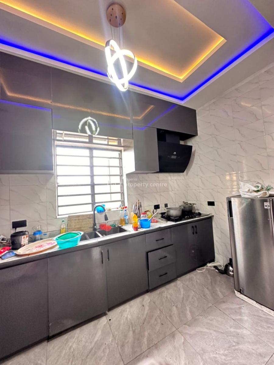 3 Bedrooms Semi Detached Duplex, Oribanwa, Ibeju Lekki, Lagos, Semi-detached Duplex for Sale