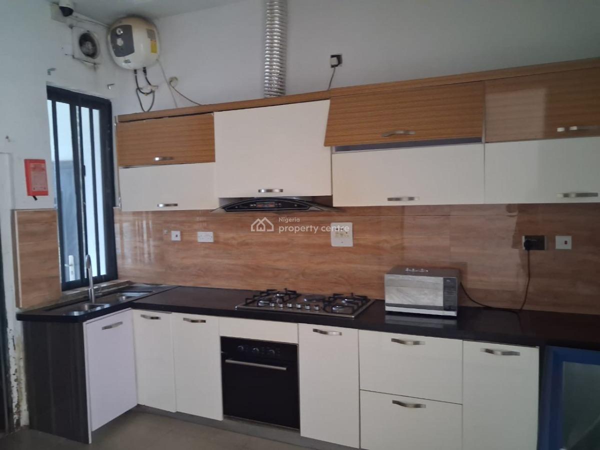 a Very Spacious 3 Bedroom Flat, Allen, Ikeja, Lagos, Flat / Apartment for Rent