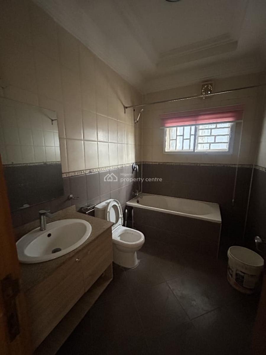 4 Bedroom Semi-detached Duplex 1 Bedroom Servant Quarters, Lekki Phase 1, Lekki, Lagos, Semi-detached Duplex for Rent