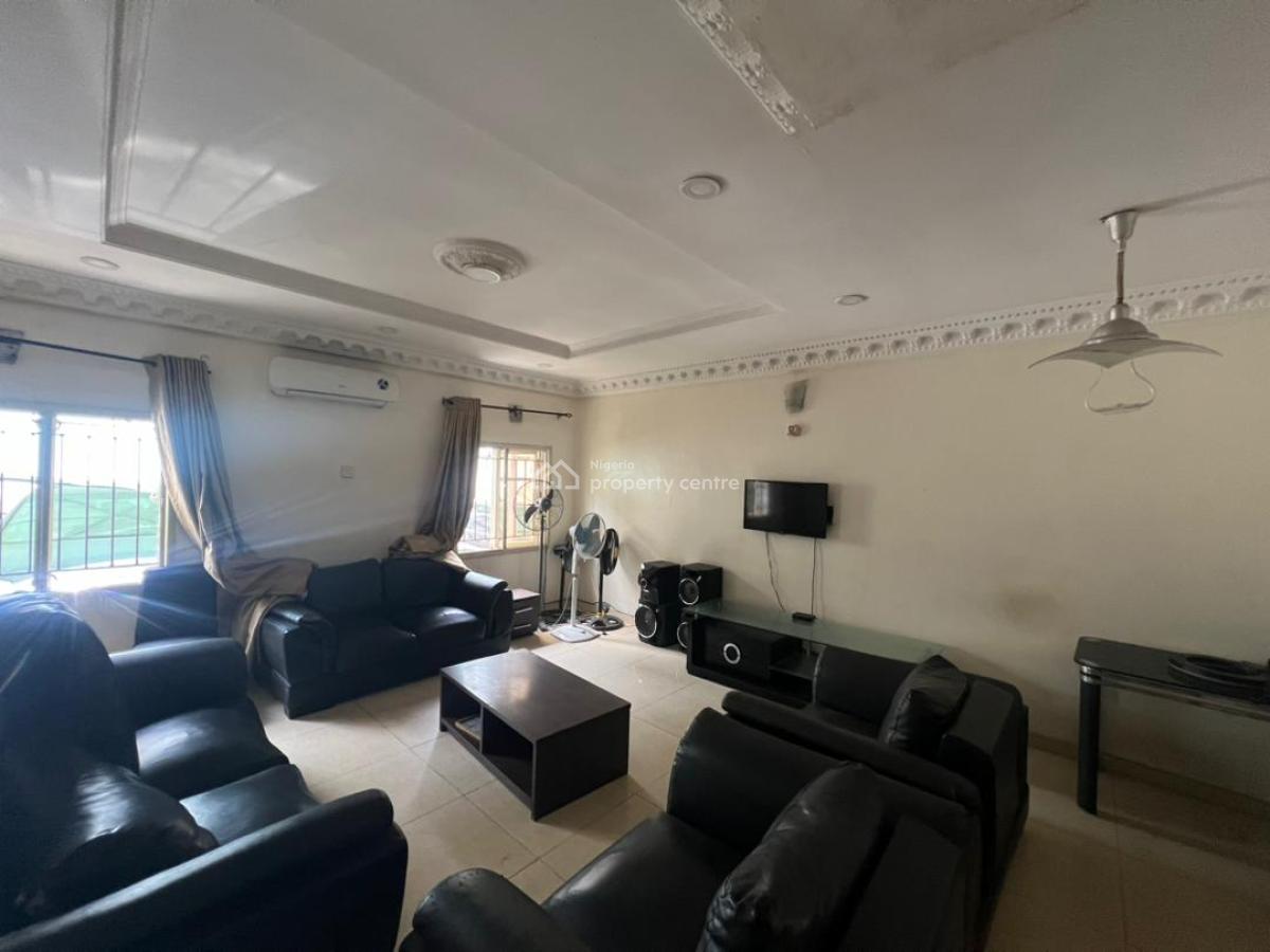 4 Bedrooms Terrace Duplex with Bq, Chevron Drive, Lekki, Lagos, Terraced Duplex for Sale