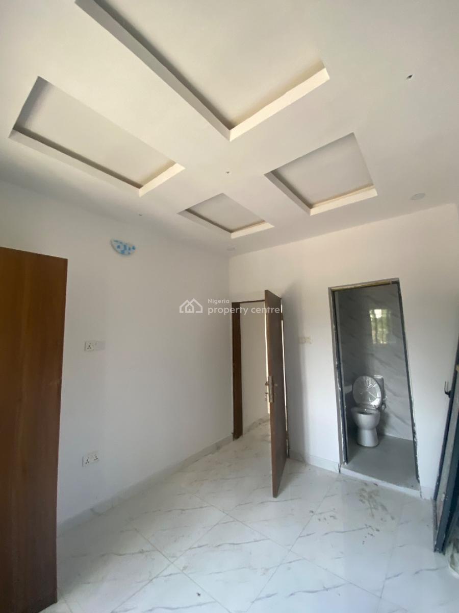 Brand New Two Bedroom Apartment, Peaceland Area Ogombo, Ajah, Lagos, Flat / Apartment for Rent
