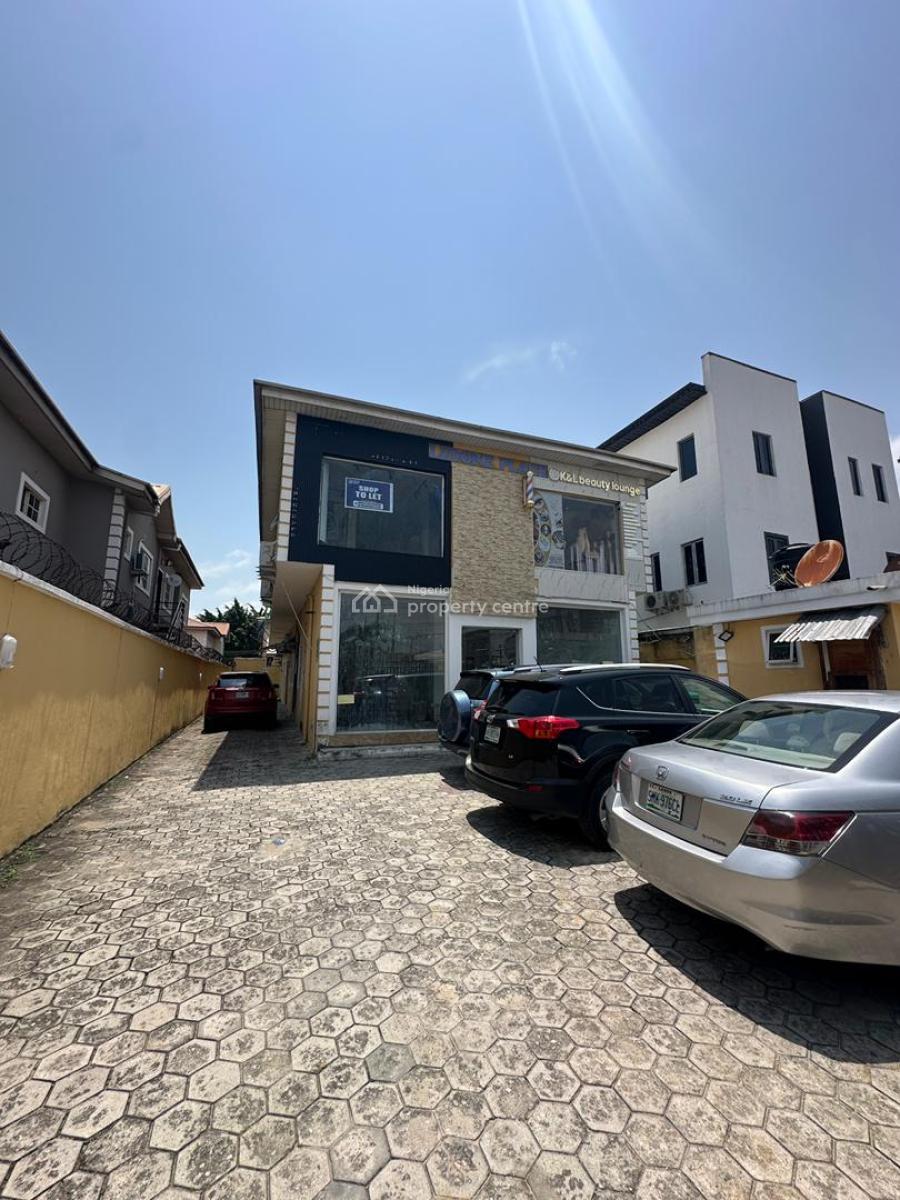 Clean Commercial Space of 50 Sqm (upper Unit), Lekki Phase 1, Lekki, Lagos, Commercial Property for Rent
