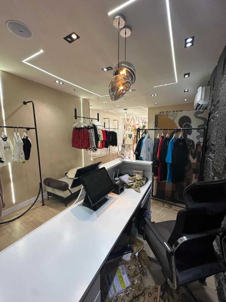 Clean Commercial Space of 50 Sqm (upper Unit), Lekki Phase 1, Lekki, Lagos, Commercial Property for Rent