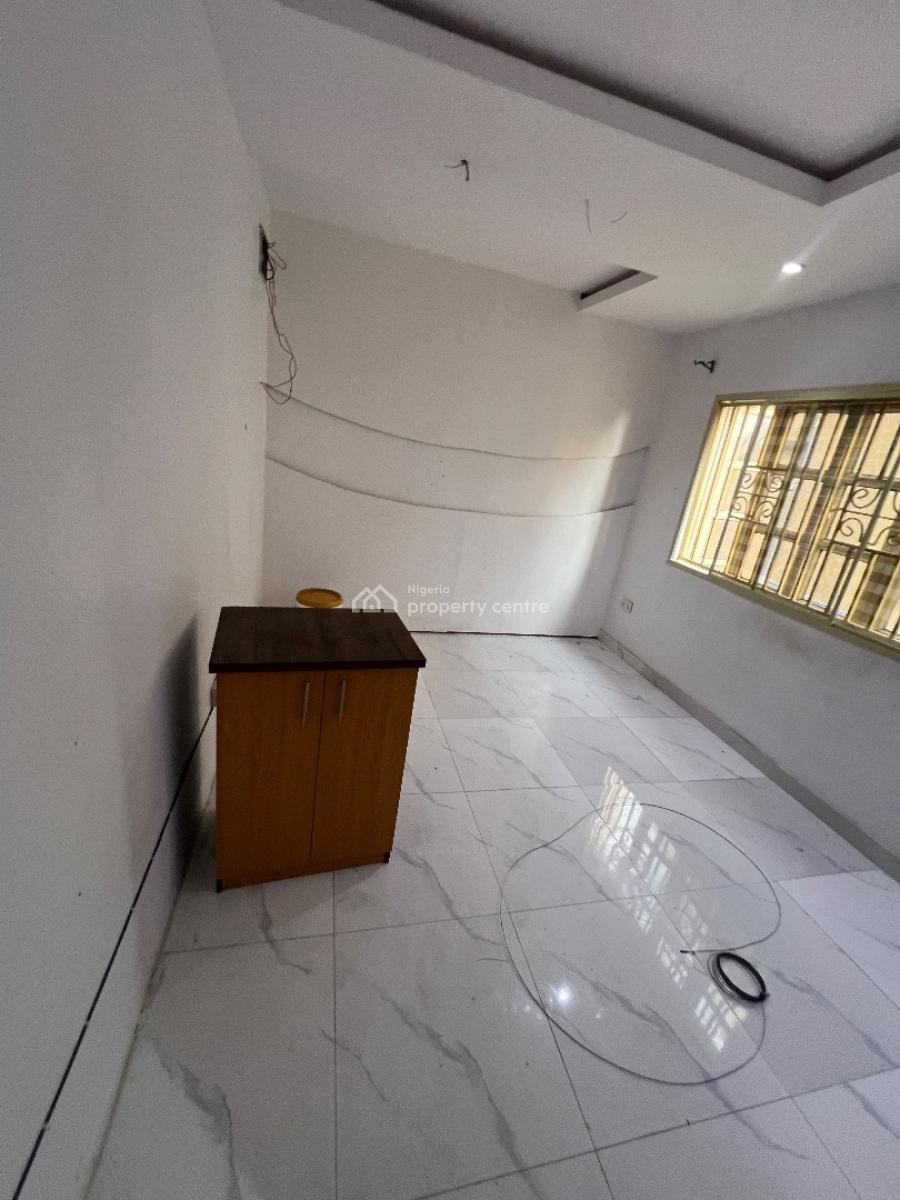 Mini Flat with Self Balcony and Inverter at Lekki Phase 1, Close to Evercare Hospital Lekki Phase 1, Lekki Phase 1, Lekki, Lagos, Mini Flat (room and Parlour) for Rent
