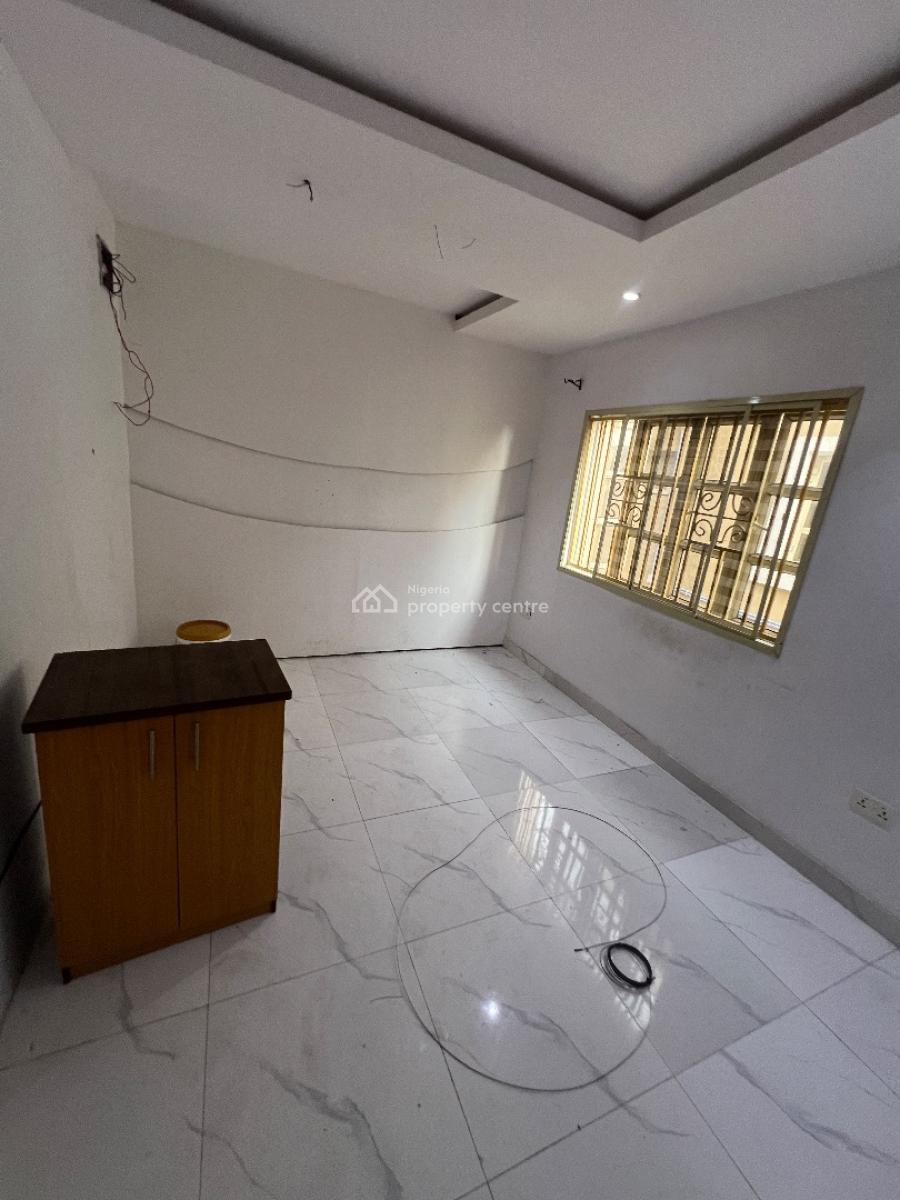 Mini Flat with Self Balcony and Inverter at Lekki Phase 1, Close to Evercare Hospital Lekki Phase 1, Lekki Phase 1, Lekki, Lagos, Mini Flat (room and Parlour) for Rent