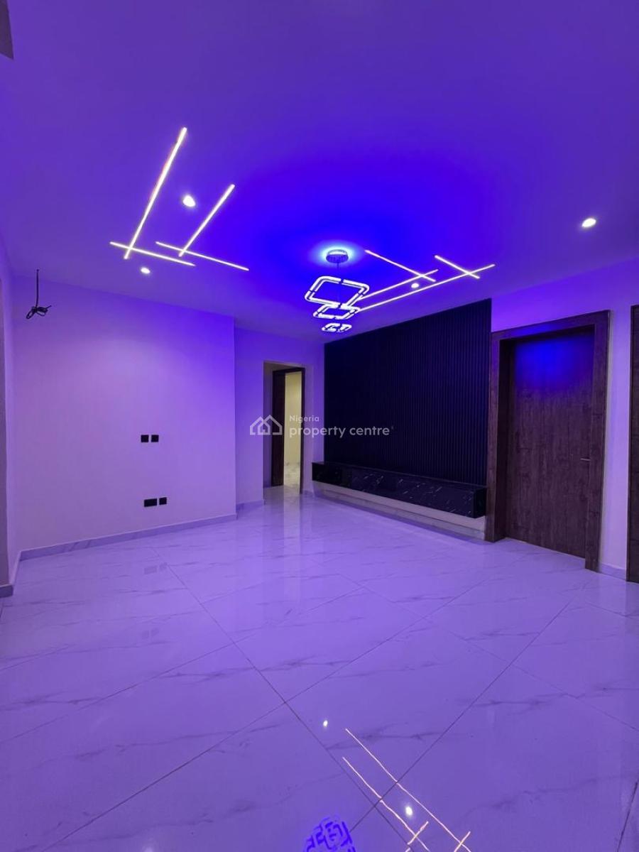 Luxury 2bedroom Apartment, Lekki Phase 1, Lekki, Lagos, Flat / Apartment for Sale