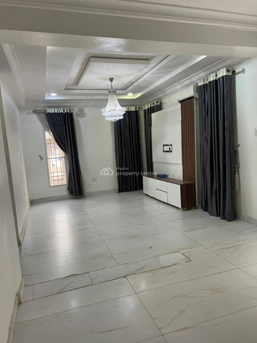 Sharp 2bedroom One Person Take All Or 1unit Is Fine, Heart of Lekki, Lekki Phase 1, Lekki, Lagos, Flat / Apartment for Rent