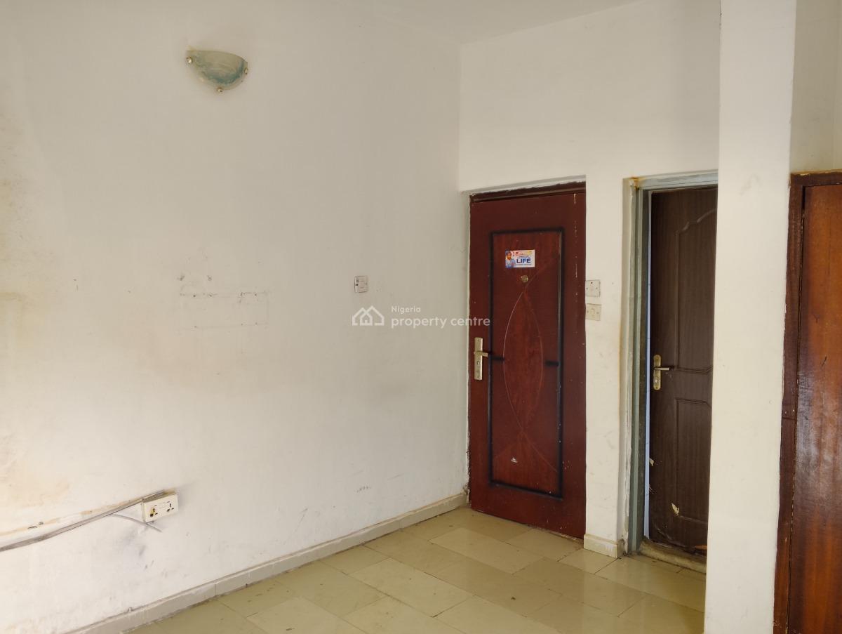 Renovated 3 Bedrooms Flat, Abdulhameed Zakari-keffi Street, Katampe, Abuja, Flat / Apartment for Rent