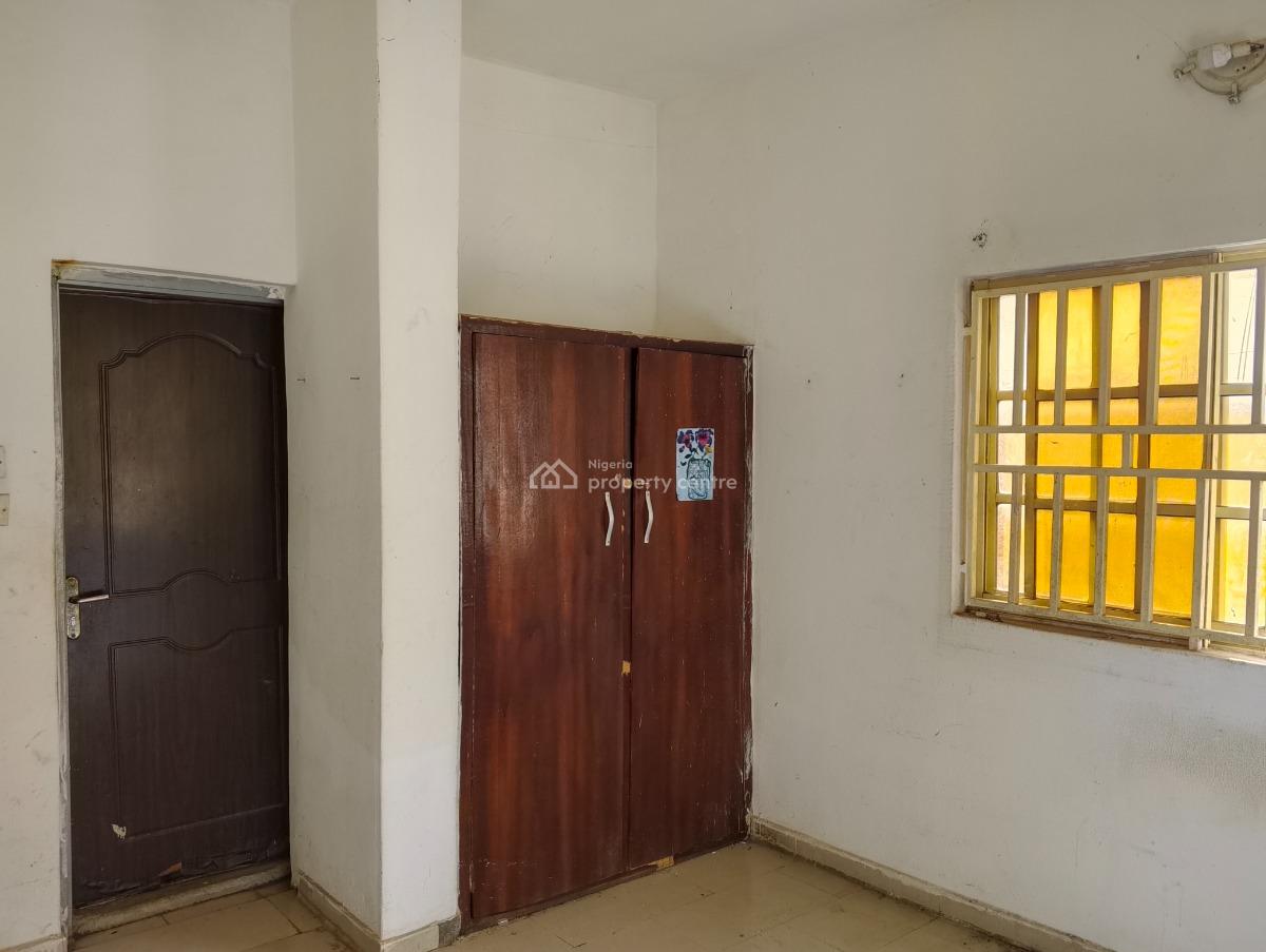 Renovated 3 Bedrooms Flat, Abdulhameed Zakari-keffi Street, Katampe, Abuja, Flat / Apartment for Rent