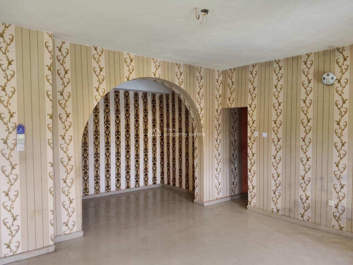 Renovated 3 Bedrooms Flat, Abdulhameed Zakari-keffi Street, Katampe, Abuja, Flat / Apartment for Rent