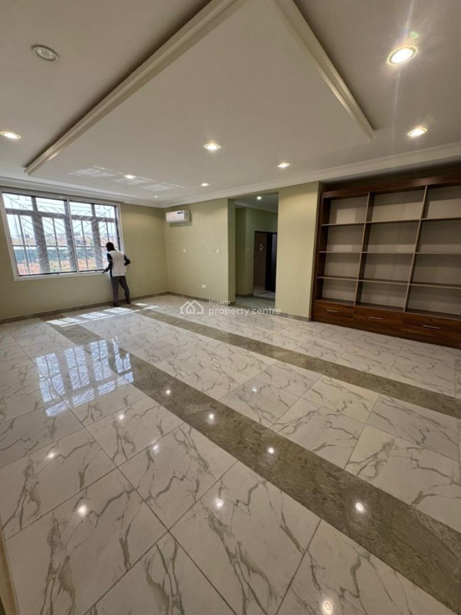 Three Bedroom Flat with Bq, Jahi Gilmore District, Jahi, Abuja, Flat / Apartment for Rent