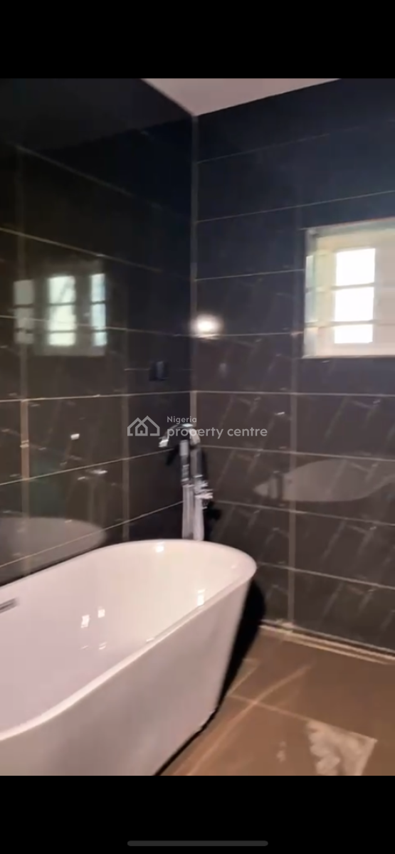 5 Bedroom, Shola Street, Jericho, Ibadan, Oyo, Detached Duplex for Sale