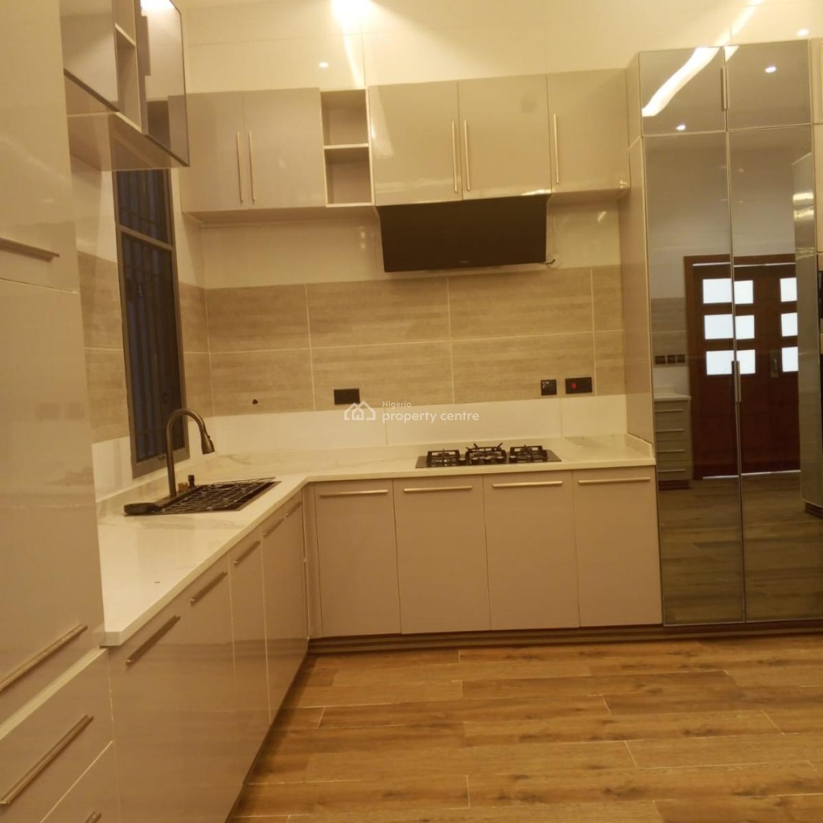 5bedroom/2rooms Bq, Bourdilion Road Ikoyi, Ikoyi, Lagos, Detached Duplex for Sale