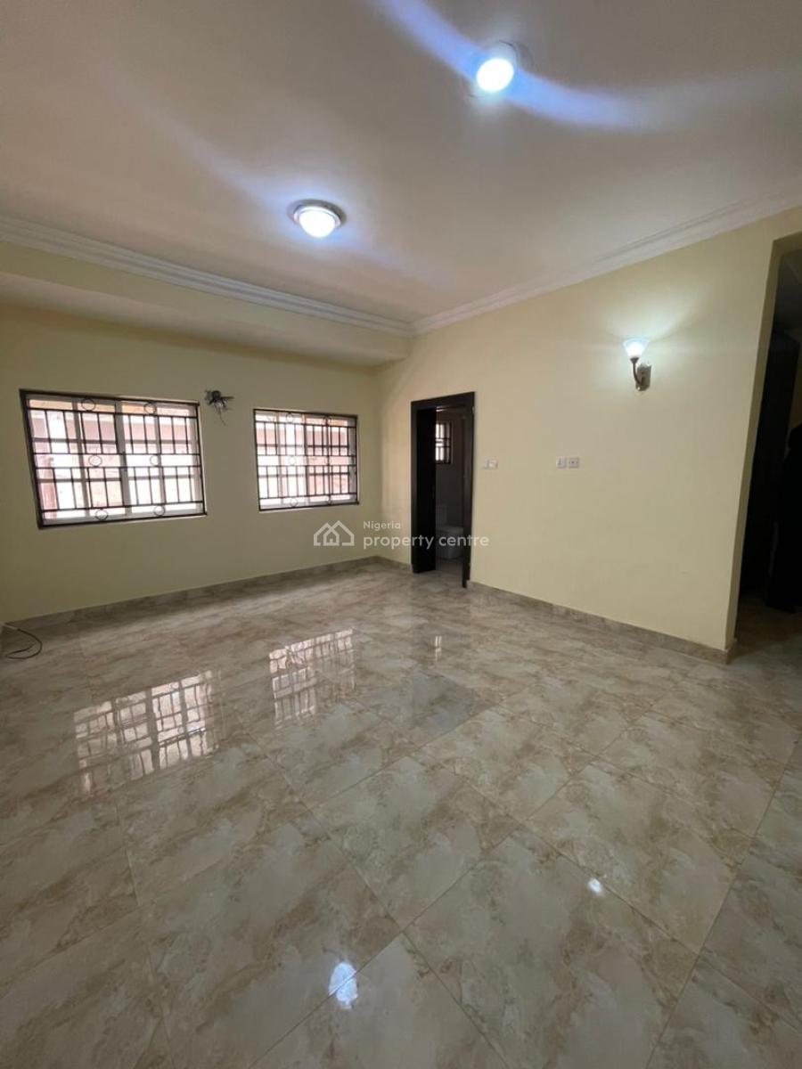 Stunning 3 Bedroom Apartment with Pool in a Secure Estate, Lekki Phase 1, Lekki, Lagos, Flat / Apartment for Rent