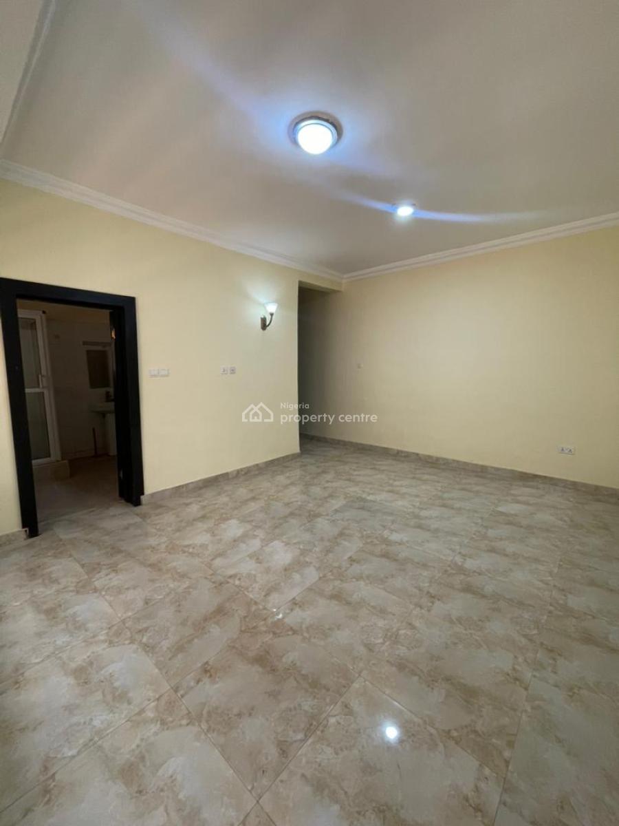 Stunning 3 Bedroom Apartment with Pool in a Secure Estate, Lekki Phase 1, Lekki, Lagos, Flat / Apartment for Rent