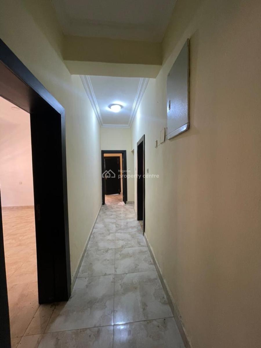 Stunning 3 Bedroom Apartment with Pool in a Secure Estate, Lekki Phase 1, Lekki, Lagos, Flat / Apartment for Rent