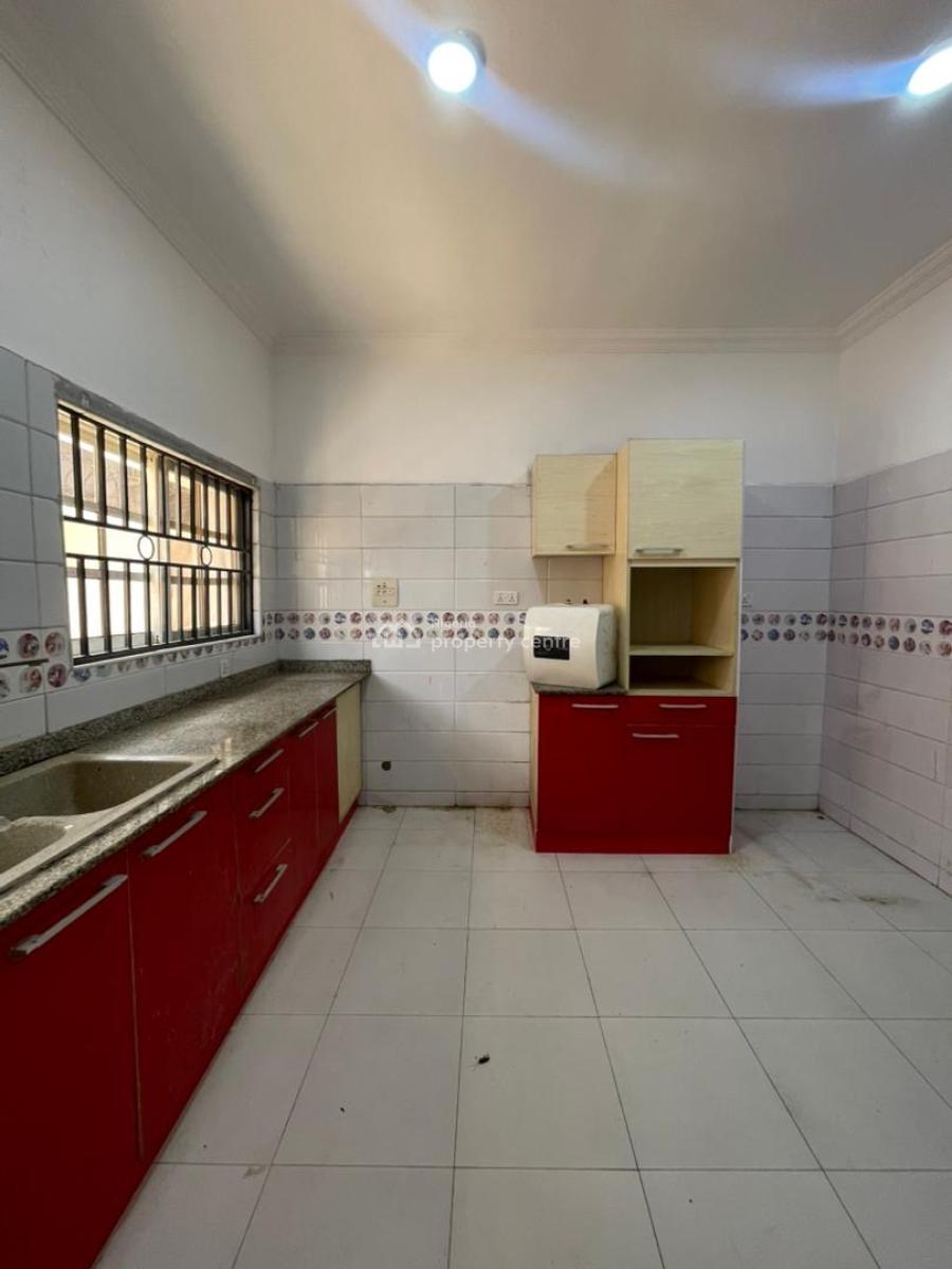 Stunning 3 Bedroom Apartment with Pool in a Secure Estate, Lekki Phase 1, Lekki, Lagos, Flat / Apartment for Rent