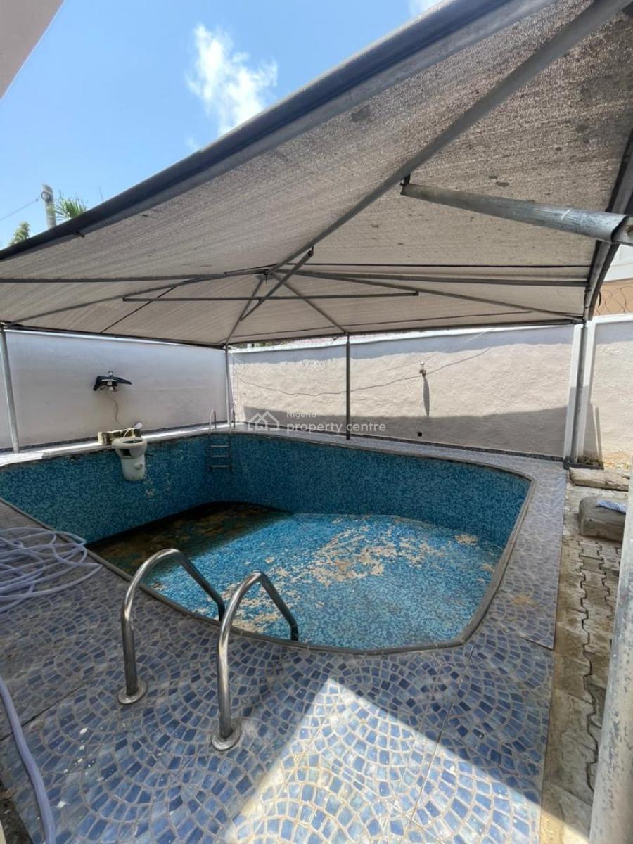 Stunning 3 Bedroom Apartment with Pool in a Secure Estate, Lekki Phase 1, Lekki, Lagos, Flat / Apartment for Rent