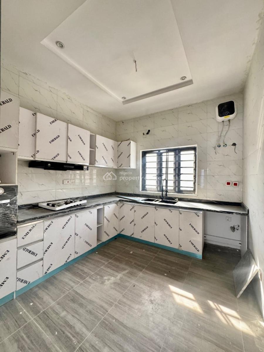 Beautiful and Luxurious in Serene Surroundings, Ologolo, Lekki, Lagos, Terraced Duplex for Rent