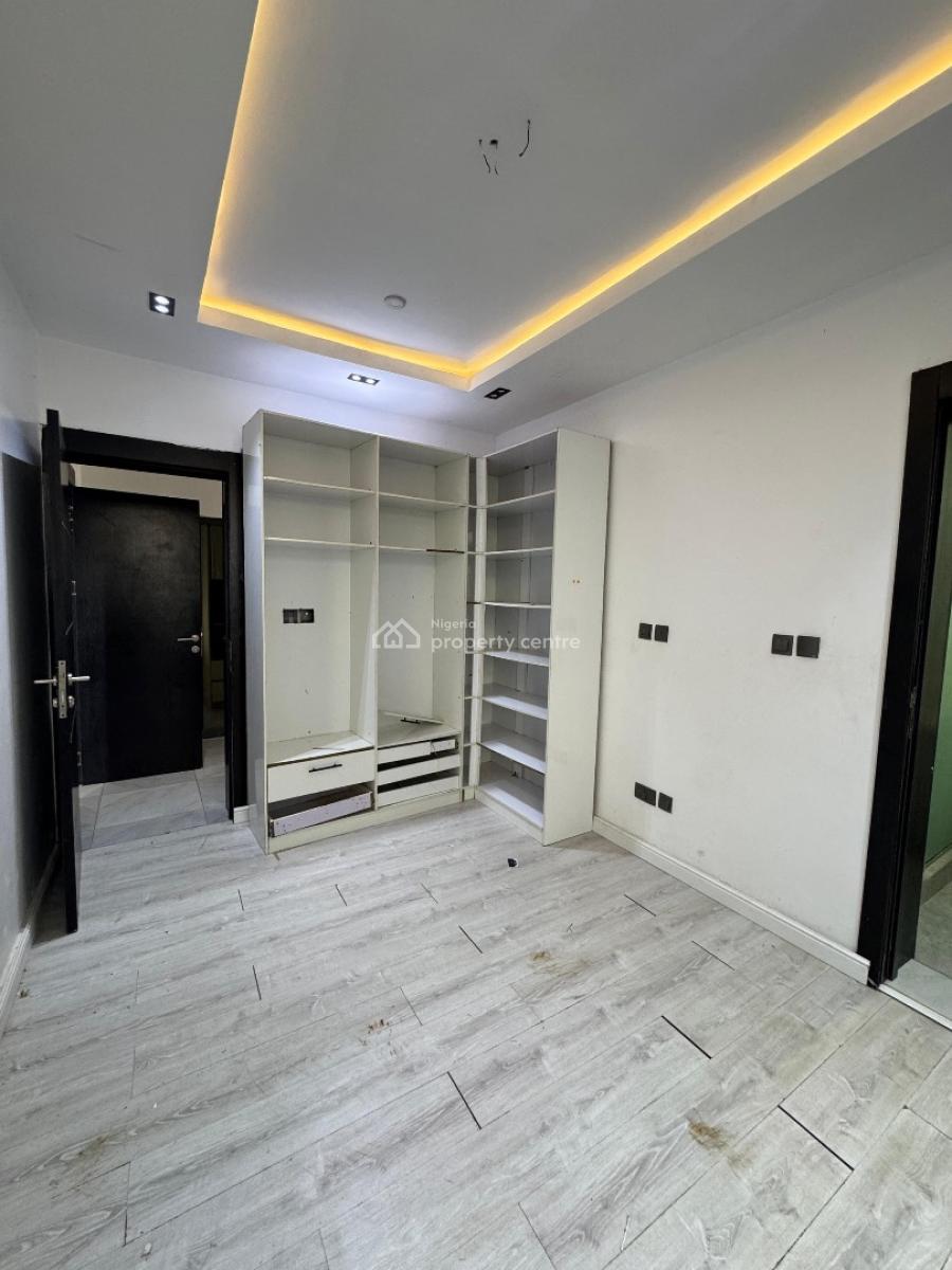 Luxury, Beautiful and Spacious, Ologolo, Lekki, Lagos, Flat / Apartment for Rent
