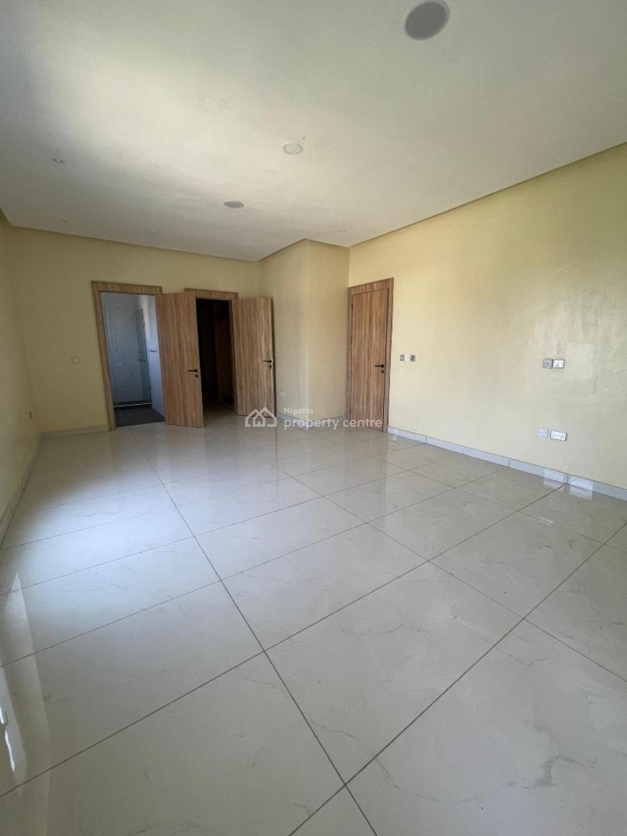 Classic 6 Bedroom Fully Detached Duplex +elevator & Bq in Secured Estate, Lekki Phase 1, Lekki, Lagos, Detached Duplex for Sale