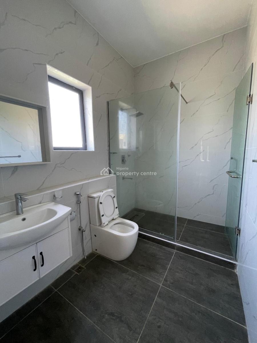 Classic 6 Bedroom Fully Detached Duplex +elevator & Bq in Secured Estate, Lekki Phase 1, Lekki, Lagos, Detached Duplex for Sale