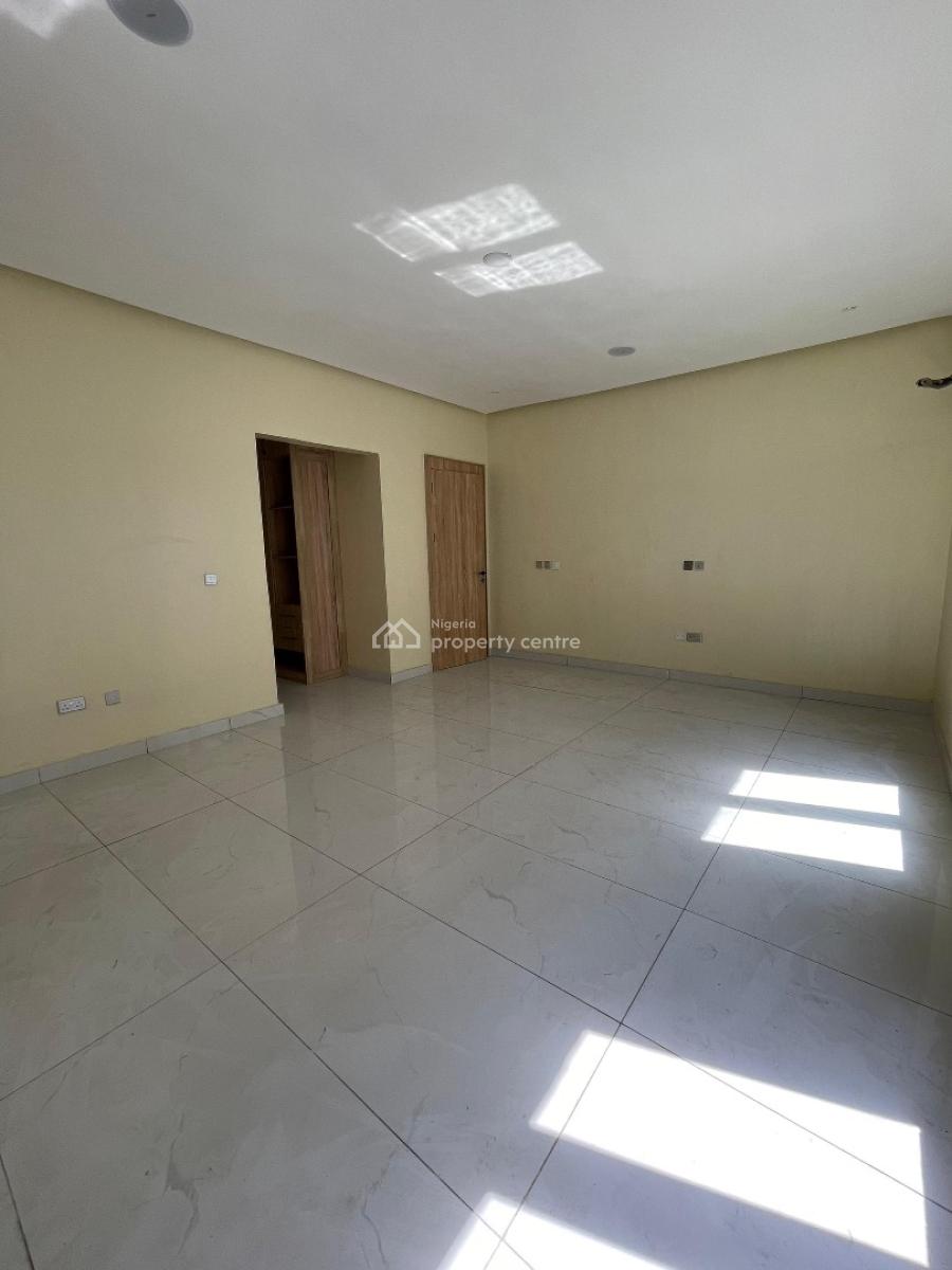 Classic 6 Bedroom Fully Detached Duplex +elevator & Bq in Secured Estate, Lekki Phase 1, Lekki, Lagos, Detached Duplex for Sale