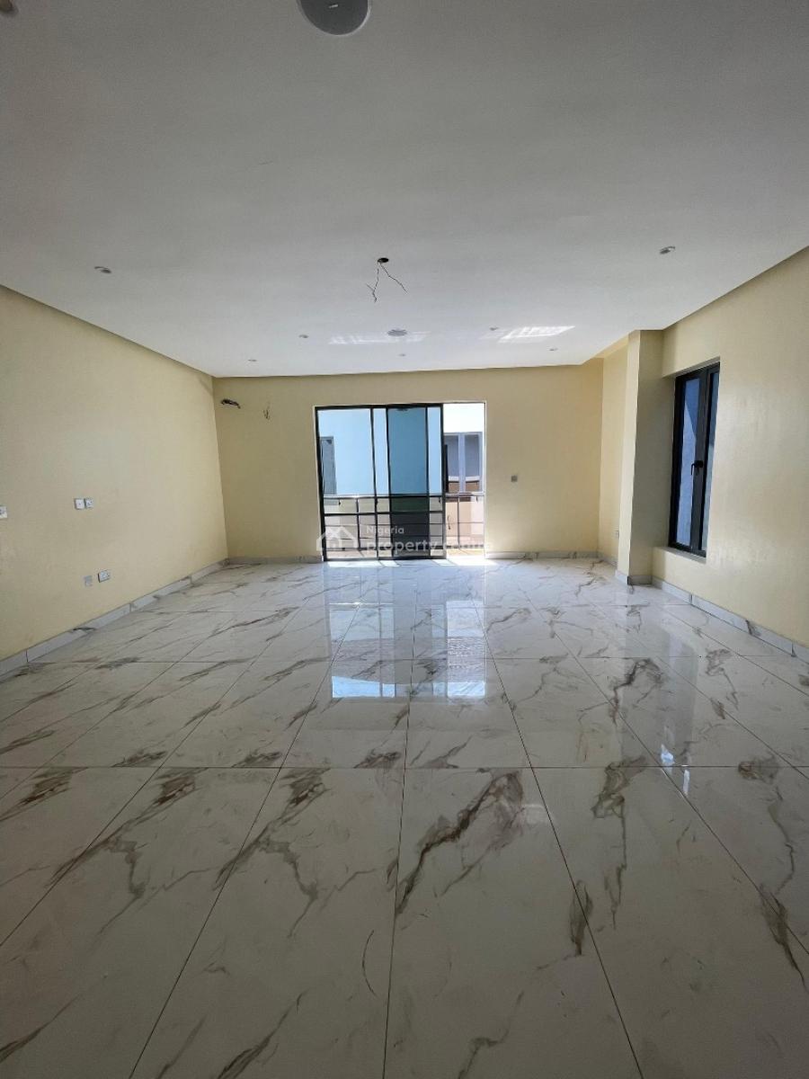 Classic 6 Bedroom Fully Detached Duplex +elevator & Bq in Secured Estate, Lekki Phase 1, Lekki, Lagos, Detached Duplex for Sale