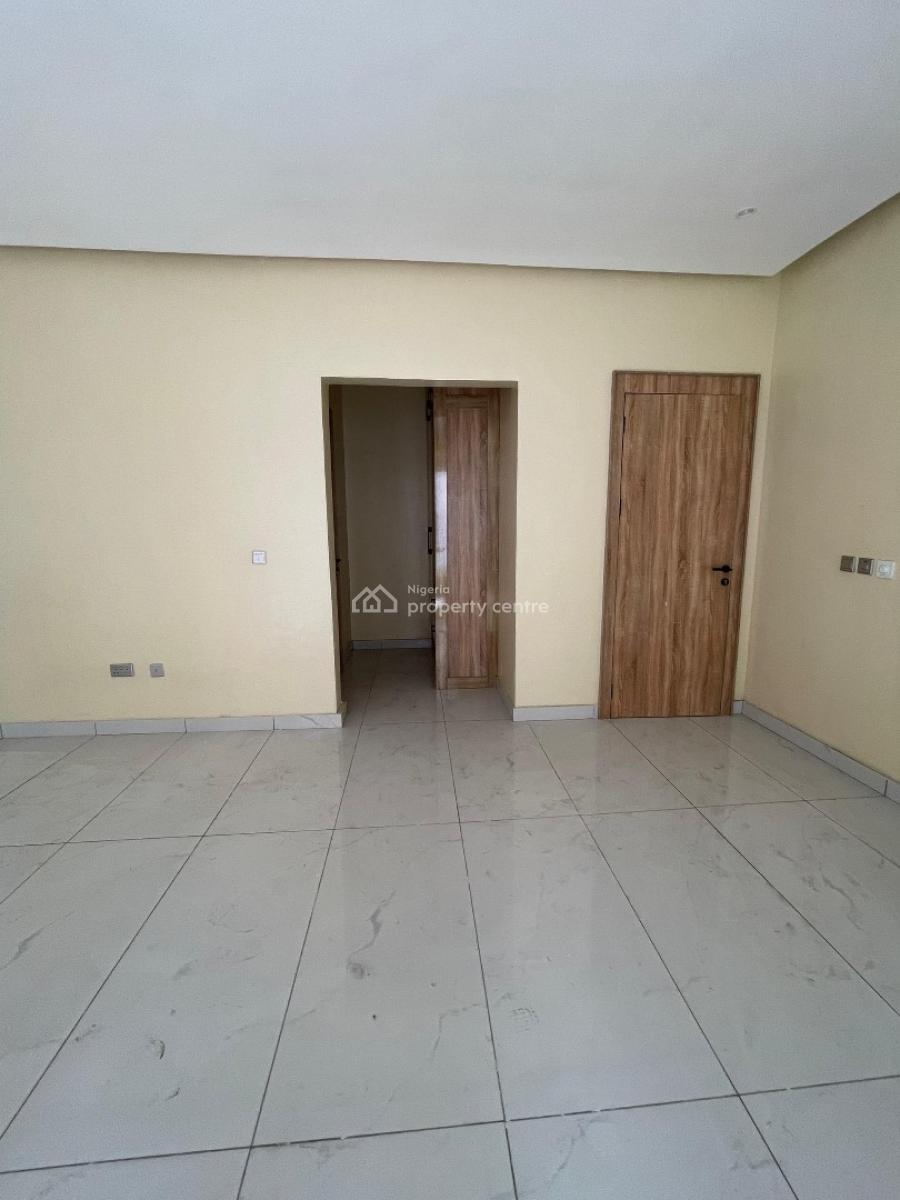 Classic 6 Bedroom Fully Detached Duplex +elevator & Bq in Secured Estate, Lekki Phase 1, Lekki, Lagos, Detached Duplex for Sale