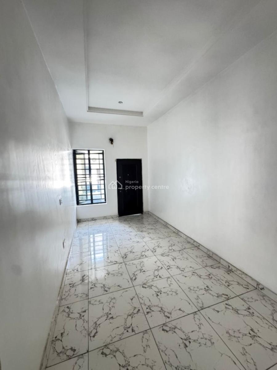 Luxurious 4 Bedroom Terrace Duplex in a Secured Estate, Orchid Road, Lekki, Lagos, Terraced Duplex for Sale