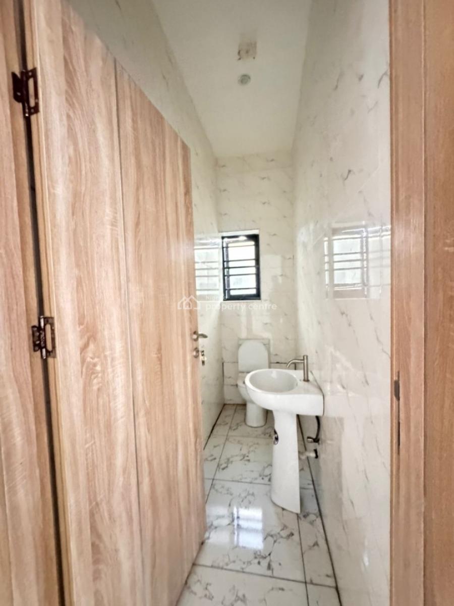 Luxurious 4 Bedroom Terrace Duplex in a Secured Estate, Orchid Road, Lekki, Lagos, Terraced Duplex for Sale