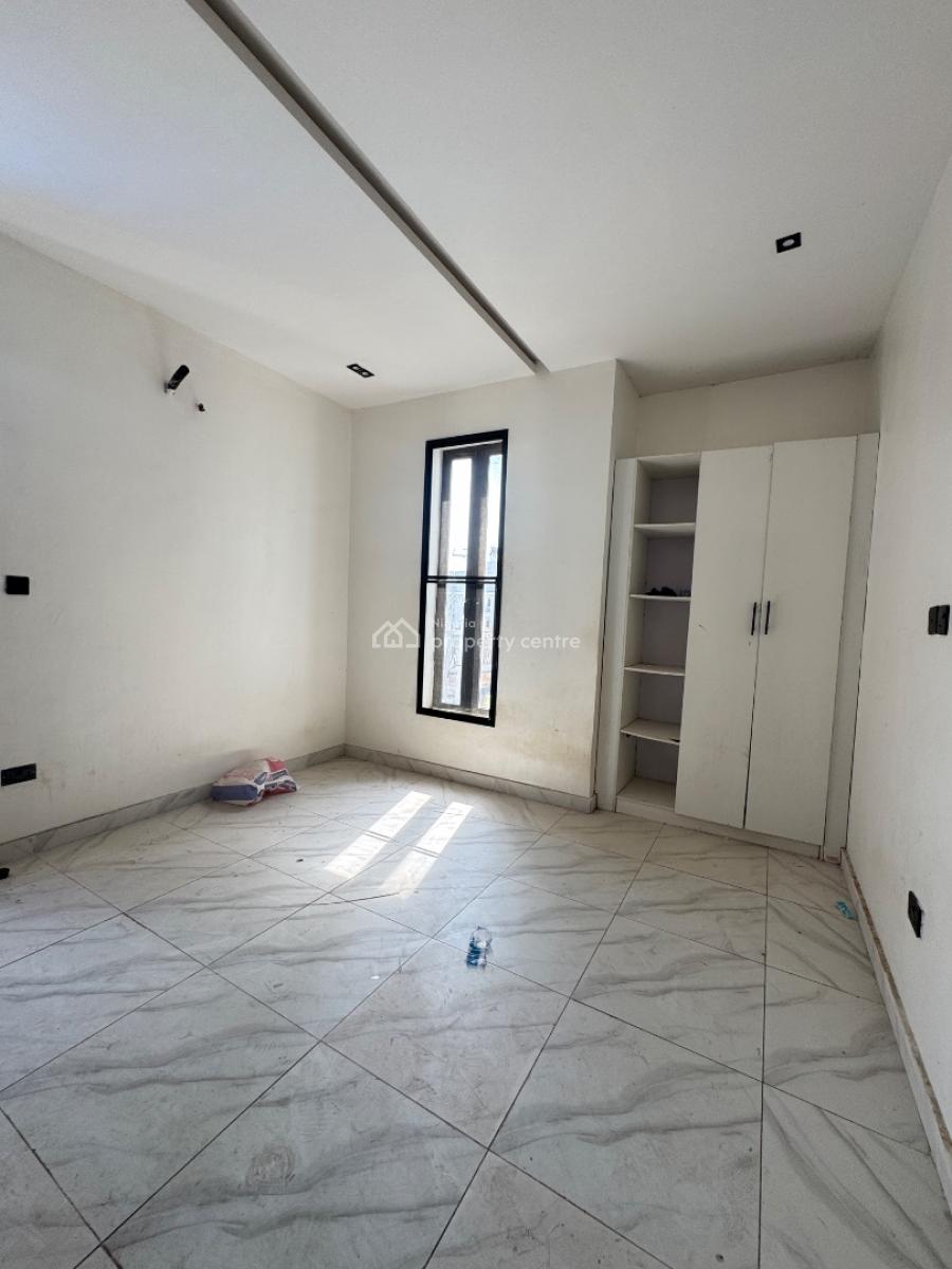 Decent 2bedroom Premium Apartment, Ologolo, Lekki, Lagos, Flat / Apartment for Rent