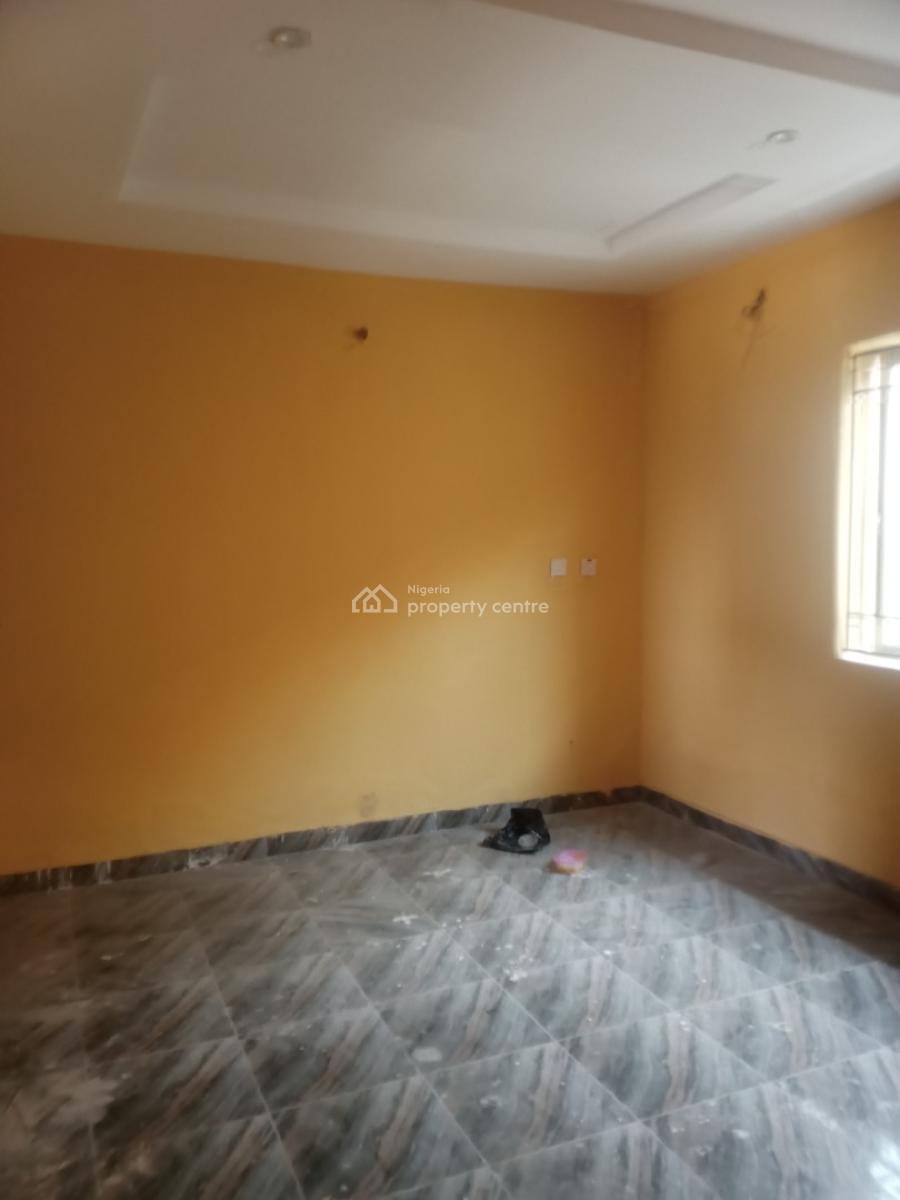 Newly Well Renovated Room and Parlour En-suit Apartment, Lekki Epe Expressway, Eputu, Ibeju Lekki, Lagos, Mini Flat (room and Parlour) for Rent
