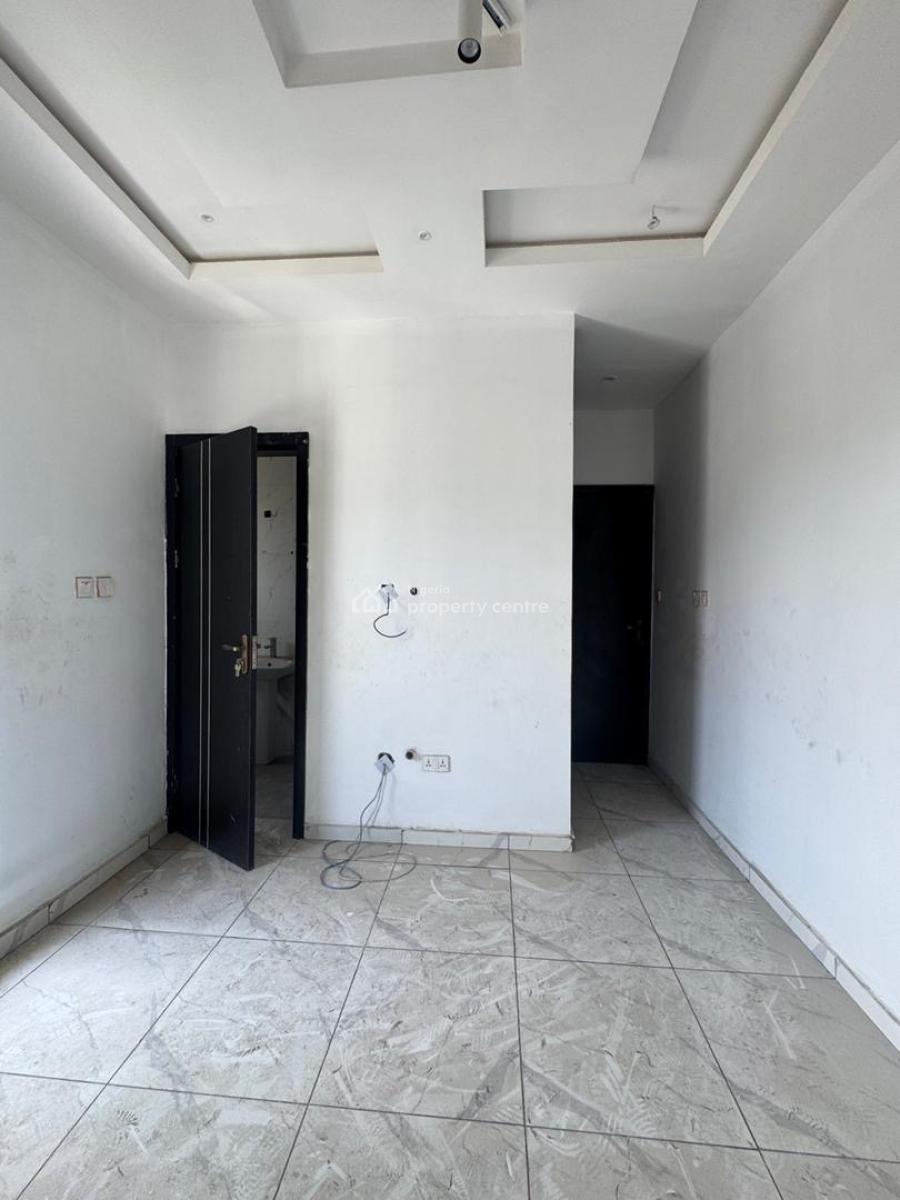 Stunning and Luxurious Designed Upstairs, Ologolo, Lekki, Lagos, Flat / Apartment for Rent